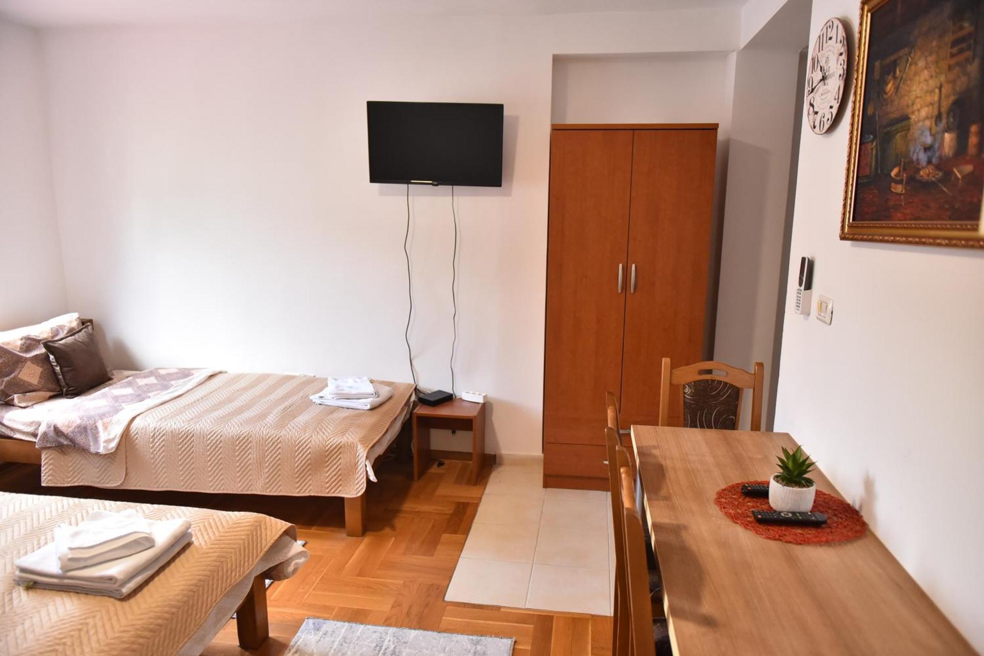 Apartments Ravno Plužine Zimmer foto